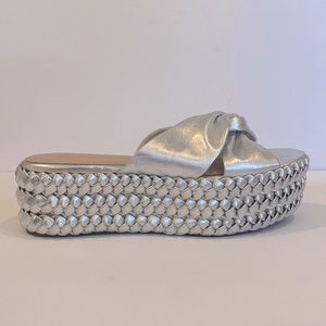 Rachel Zoe Polly Flatform Sandal never worn to small